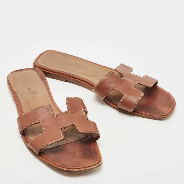 Pre Owned Hermes Brown Leather Oran Flat Slides Size 38.5