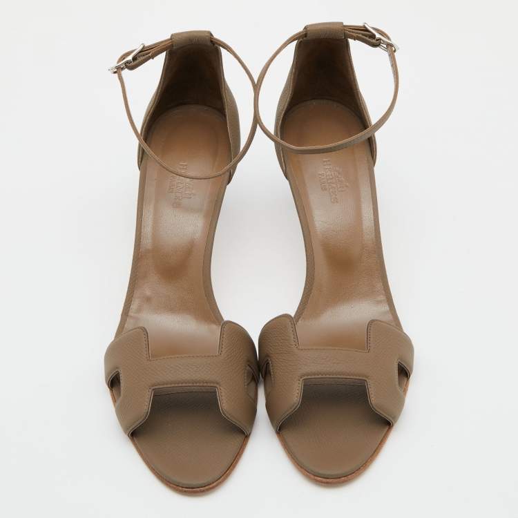 Pre Owned Hermes Taupe Leather Premiere Sandals Size 39.5