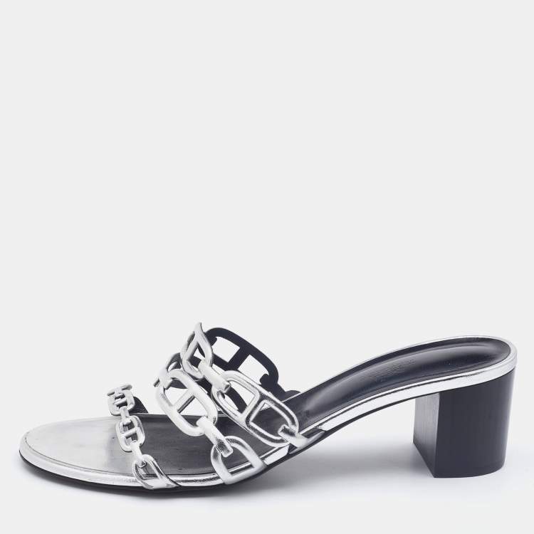 Pre Owned Hermes Silver Leather Tandem Slide Sandals Size 40