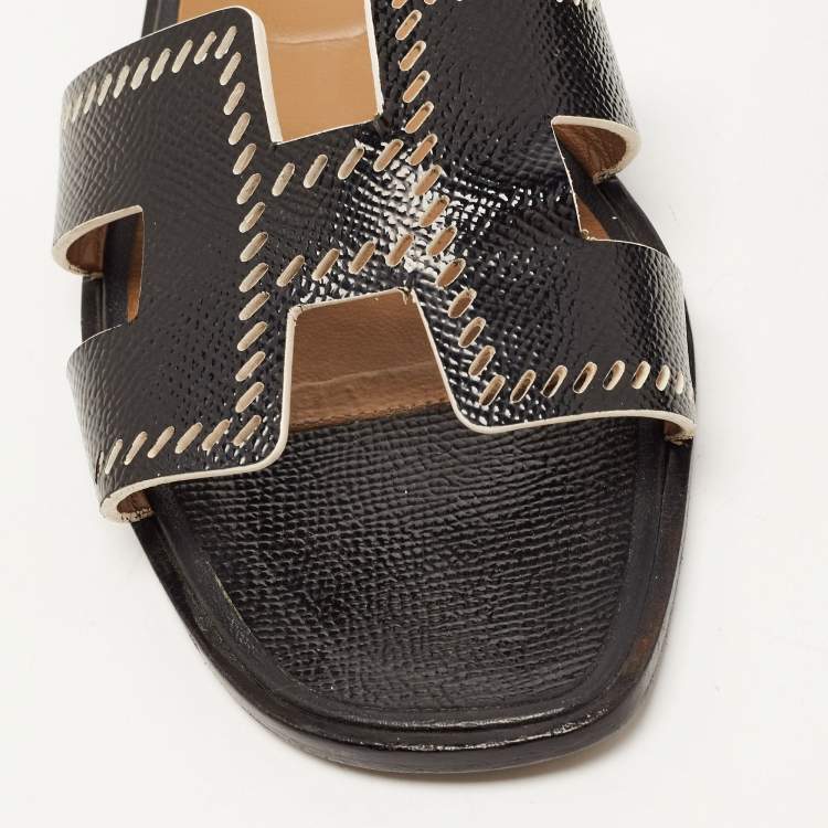 Pre Owned Hermes Black Patent Leather Oran Flat Slides Size 37