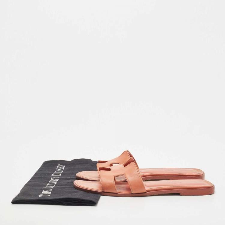 Pre Owned Hermes Orange Leather Oran Flat Slides Size 38.5