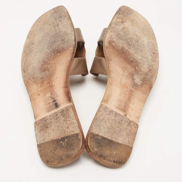 Pre Owned Hermes Brown Leather Oran Flat Slides Size 40