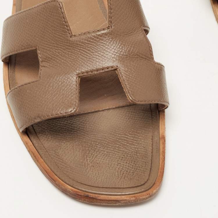 Pre Owned Hermes Brown Leather Oran Flat Slides Size 40