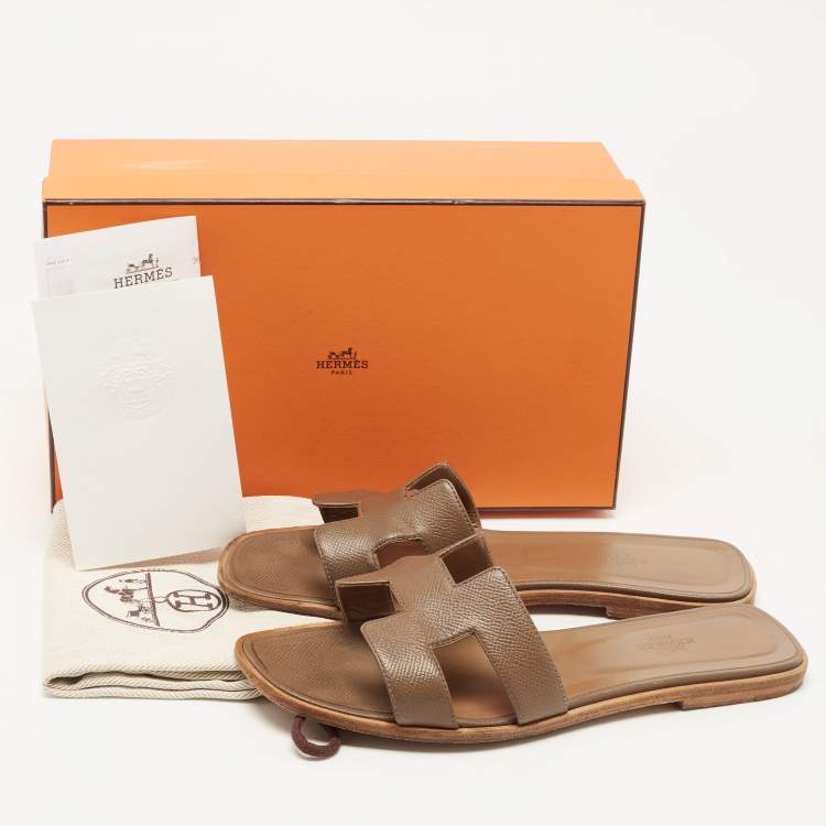Pre Owned Hermes Brown Leather Oran Flat Slides Size 40