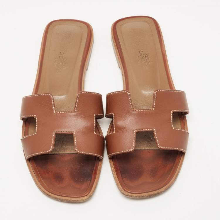 Pre Owned Hermes Brown Leather Oran Flat Slides Size 37