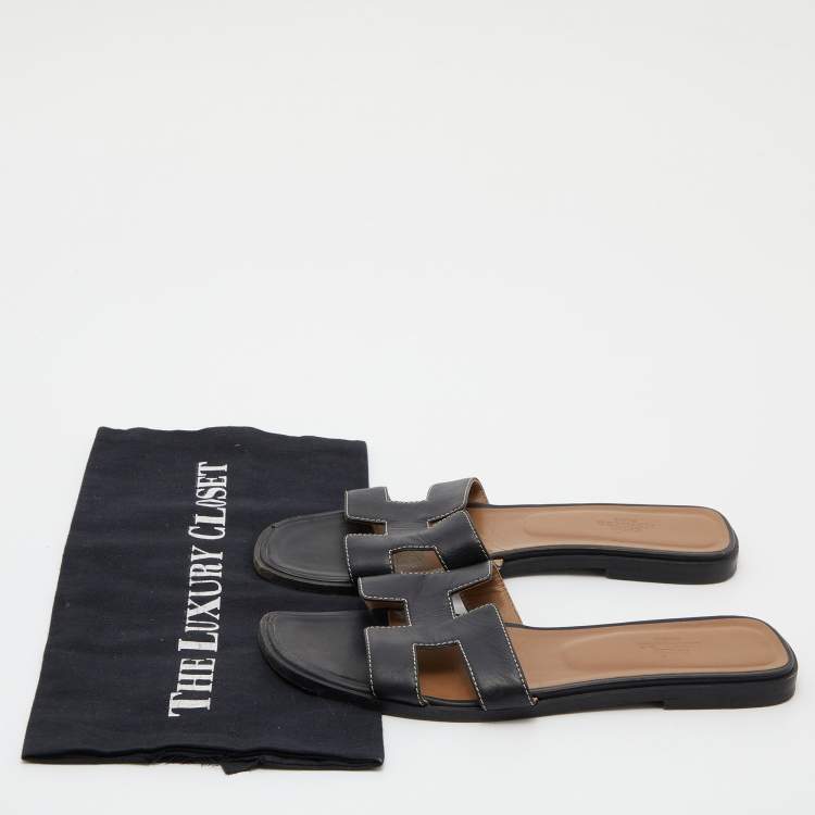 Pre Owned Hermes Black Leather Oran Sandals Size 38