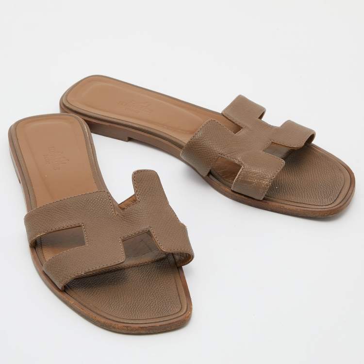 Pre Owned Hermes Brown Leather Oran Flat Slides Size 38