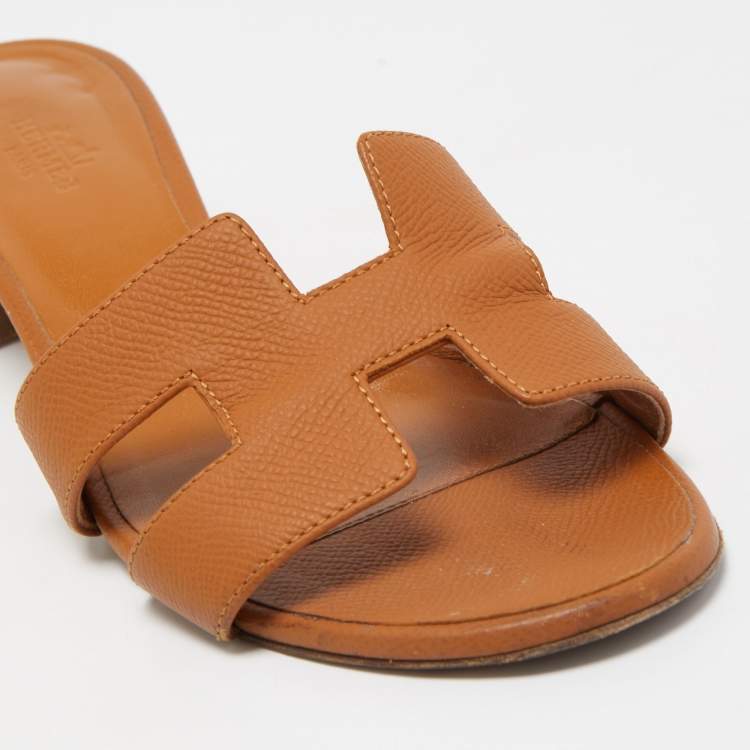 Pre Owned Hermes Tan Leather Oasis Slide Sandals Size 38