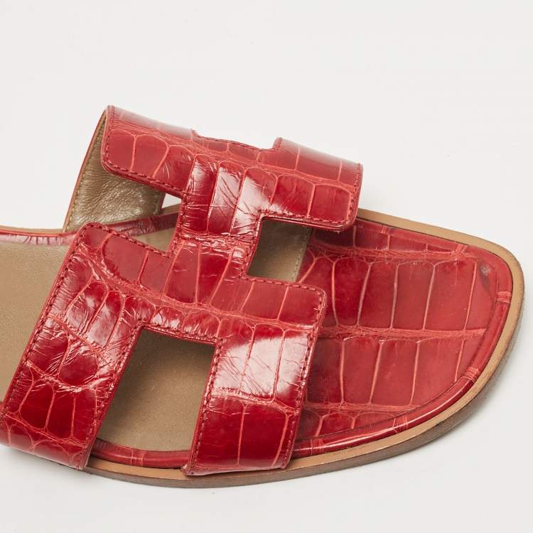Pre Owned Hermes Dark Red Croc Embossed Leather Oran Flat Slides Size 39