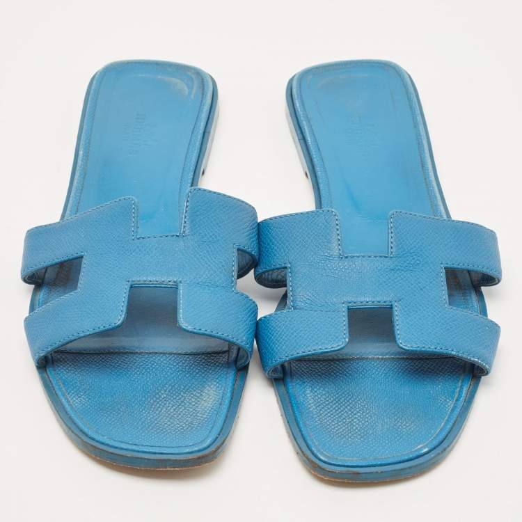 Pre Owned Hermes Blue Leather Oran Flat Sandals Size 39.5