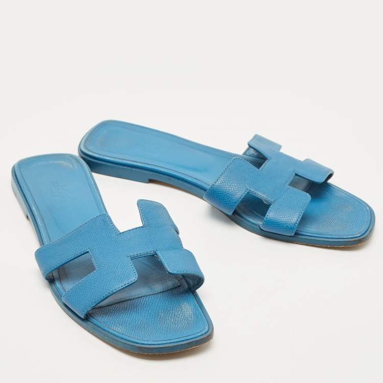 Pre Owned Hermes Blue Leather Oran Flat Sandals Size 39.5