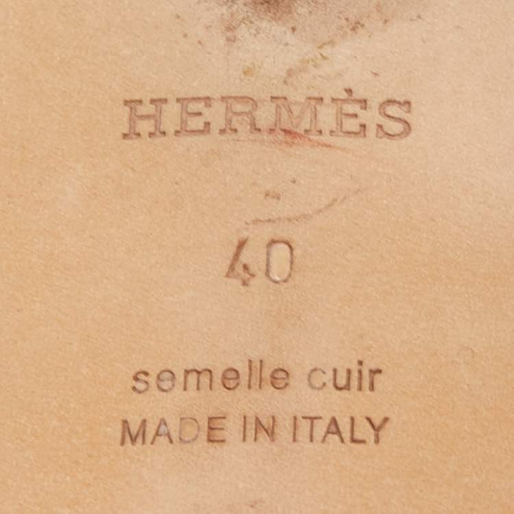 Pre Owned Hermes Coral Leather Oran Flat Sandals Size 40