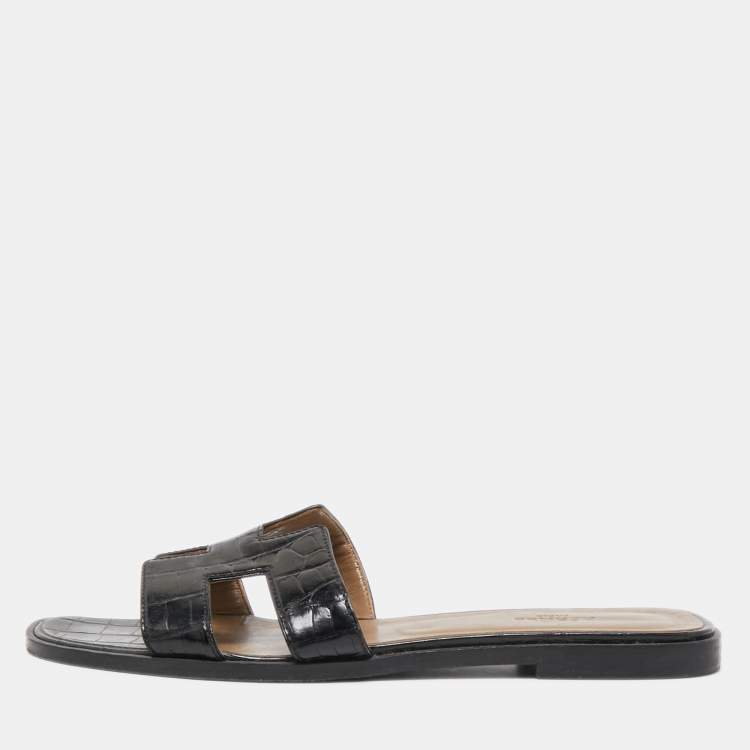 Pre Owned Hermes Black Crocodile Oran Flat Slides Size 39.5