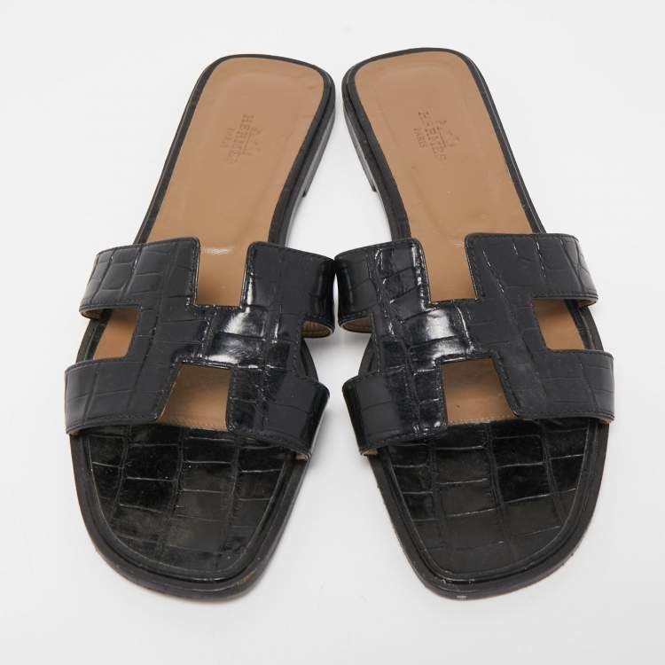 Pre Owned Hermes Black Crocodile Oran Flat Slides Size 39.5