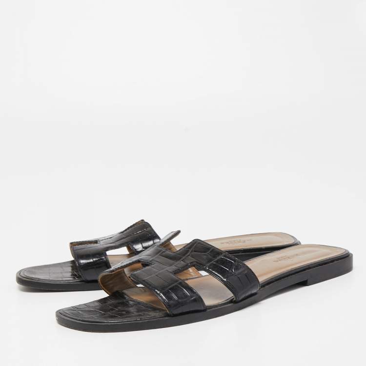 Pre Owned Hermes Black Crocodile Oran Flat Slides Size 39.5