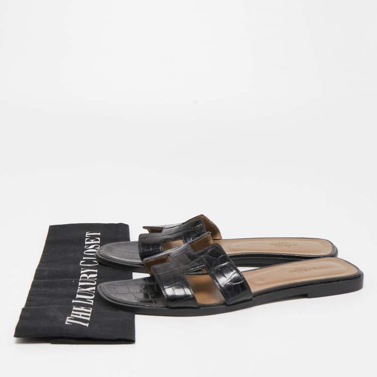 Pre Owned Hermes Black Crocodile Oran Flat Slides Size 39.5