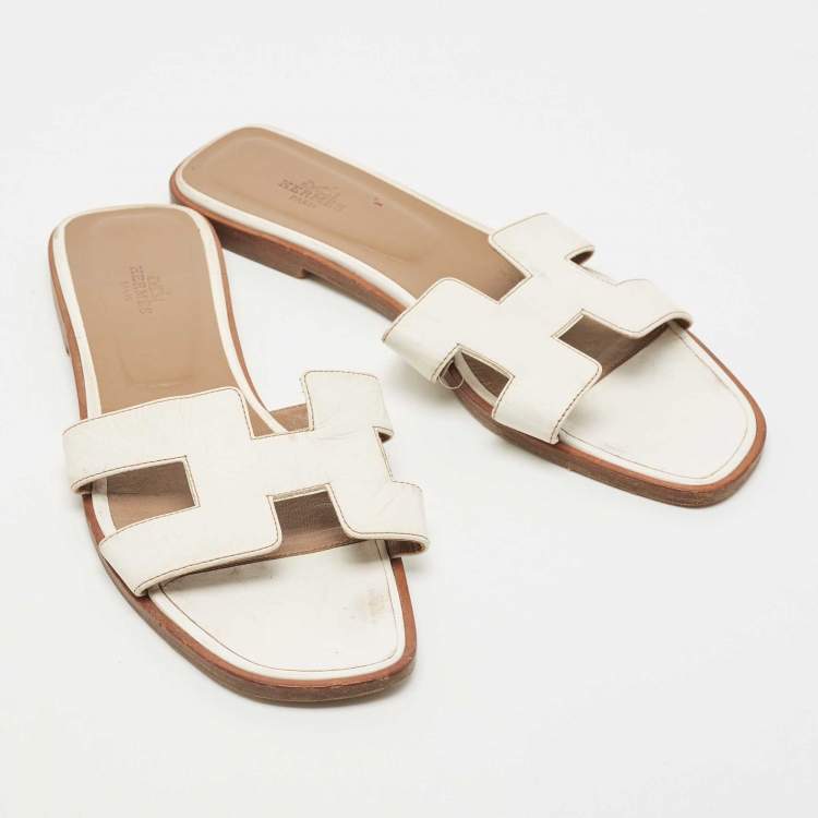 Pre Owned Hermes White Leather Oran Slide Sandals Size 40