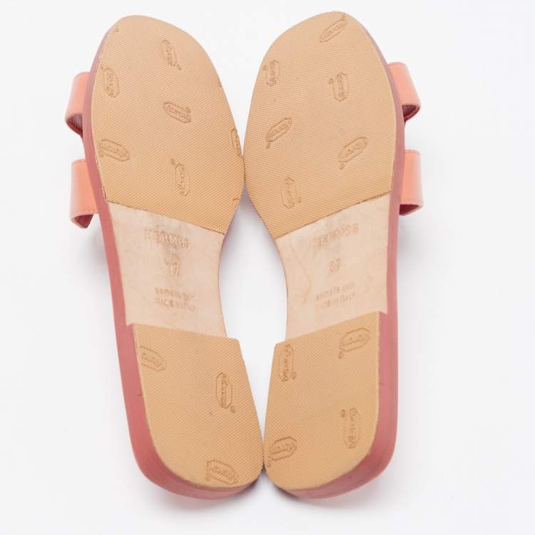مملوكة مسبقًا Hermes Pink Leather Oran Slide Sandals Size 37