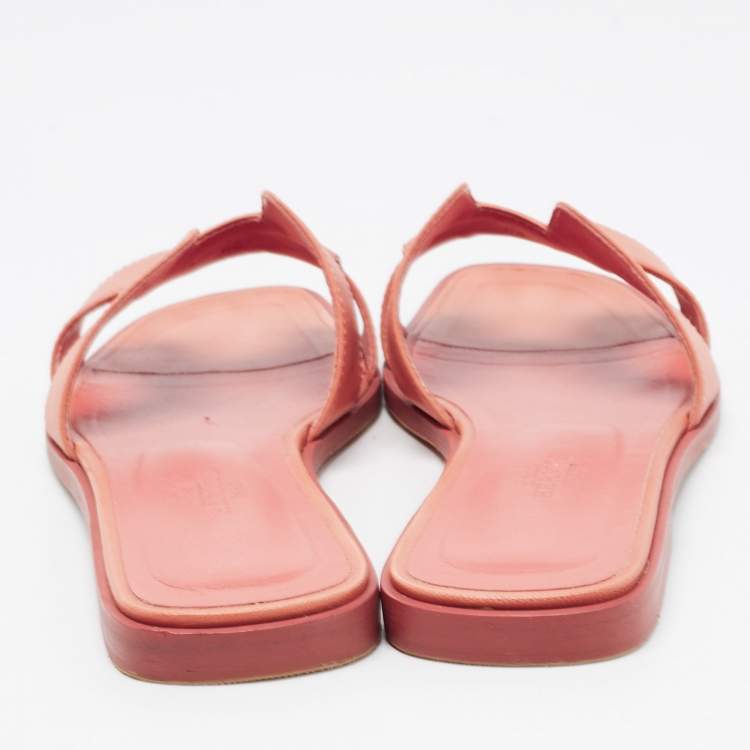 مملوكة مسبقًا Hermes Pink Leather Oran Slide Sandals Size 37