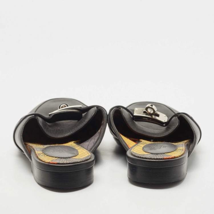 Pre Owned Hermes Black Leather Oz Flat Mules Size 38.5