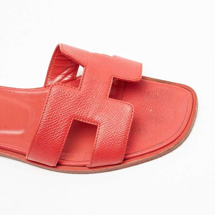 Pre Owned Hermes Red Leather Oran Flat Slides Size 35.5