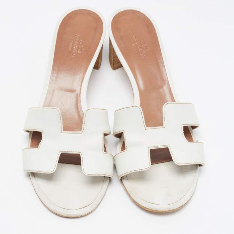 Pre Owned Hermes White Leather Oasis Sandals Size 38
