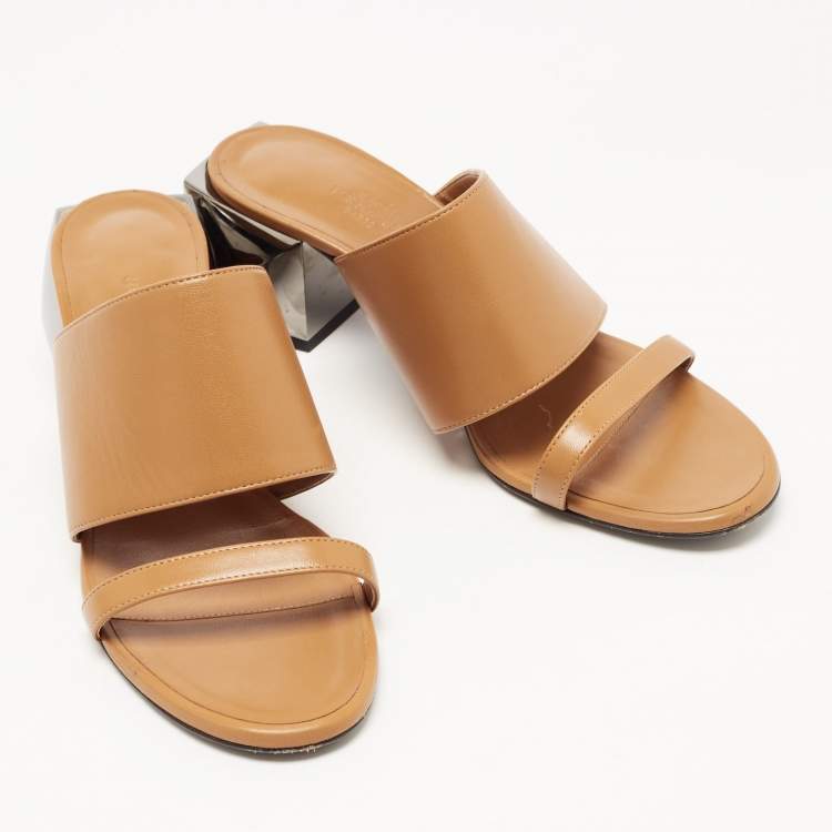 Pre Owned Hermes Brown Leather Block Heel Sandals Size 38
