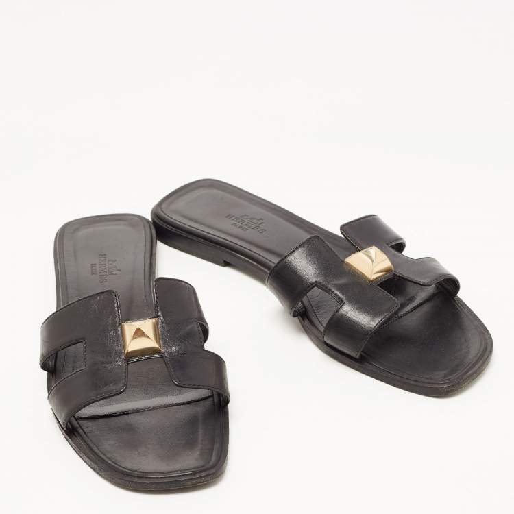 Pre Owned Hermes Black Leather Oran One Stud Flat Slides Size 38 
