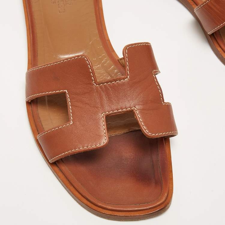 Pre Owned Hermes Brown Leather Oran Slides Size 36 