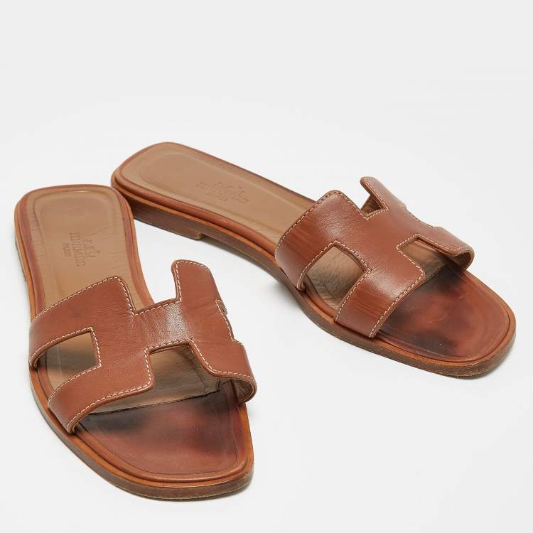 Pre Owned Hermes Brown Leather Oran Slides Size 36 