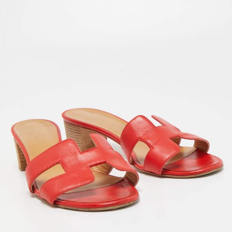 Pre Owned Hermes Red Leather Oasis Slides Size 38.5  