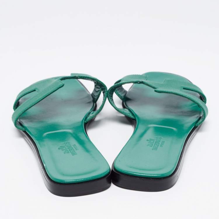Pre Owned Hermes Green Leather Oran Flat Slides Size 42