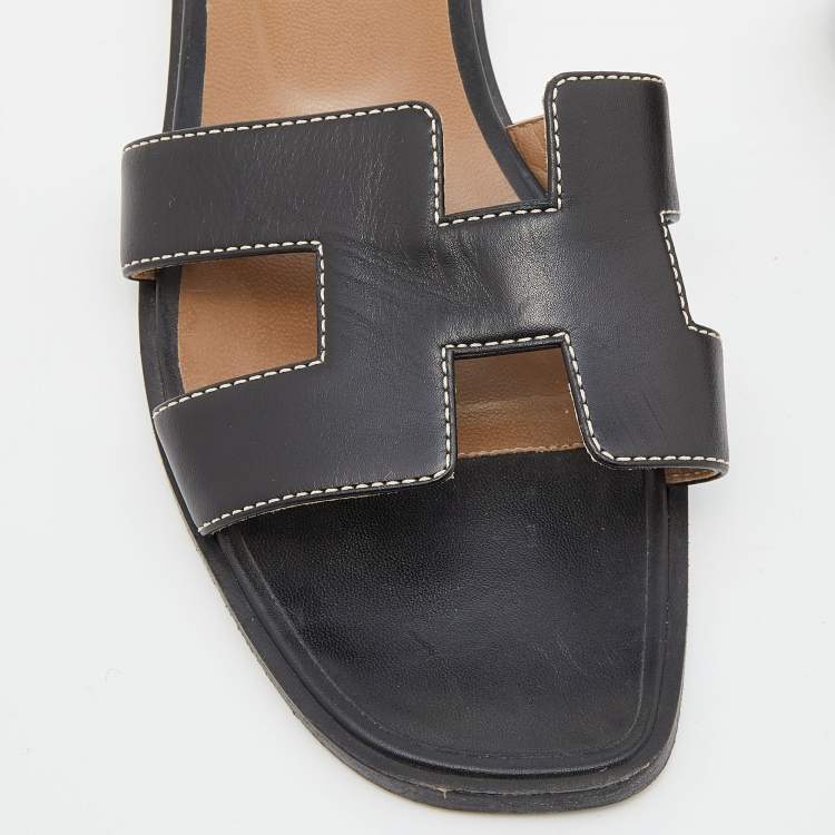 Pre Owned Hermes Black Leather Oran Flat Slides Size 38