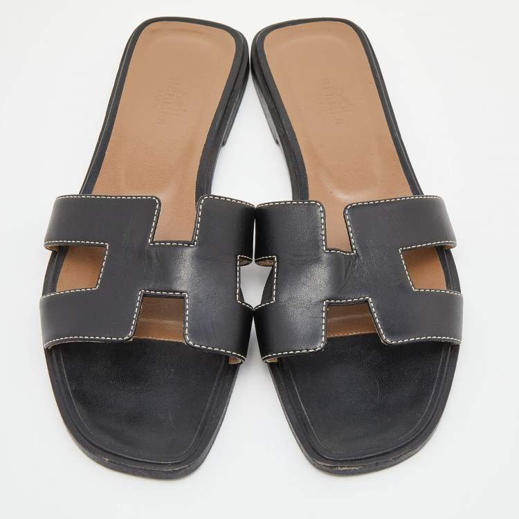 Pre Owned Hermes Black Leather Oran Flat Slides Size 38