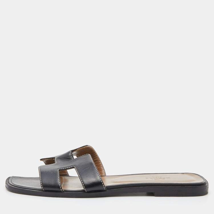 Pre Owned Hermes Black Leather Oran Flat Slides Size 38