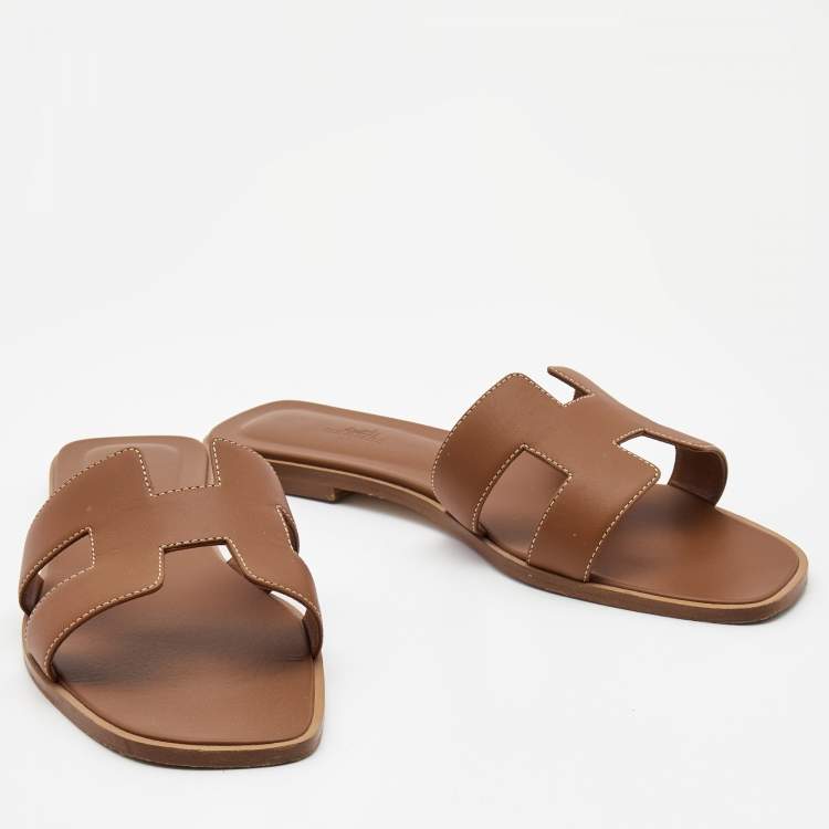 Pre Owned Hermes Brown Leather Oran Flat Slides Size 41
