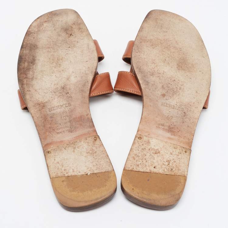 Pre Owned Hermes Brown Leather Oran  Flat Slides Size 40