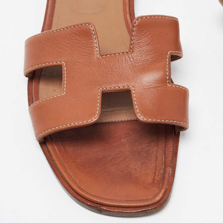 Pre Owned Hermes Brown Leather Oran  Flat Slides Size 40