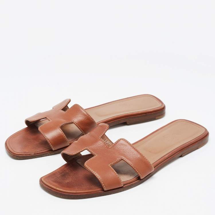 Pre Owned Hermes Brown Leather Oran  Flat Slides Size 40