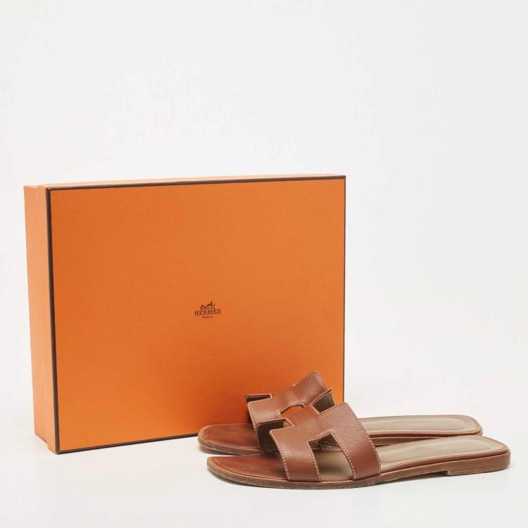 Pre Owned Hermes Brown Leather Oran Sandals Size 39