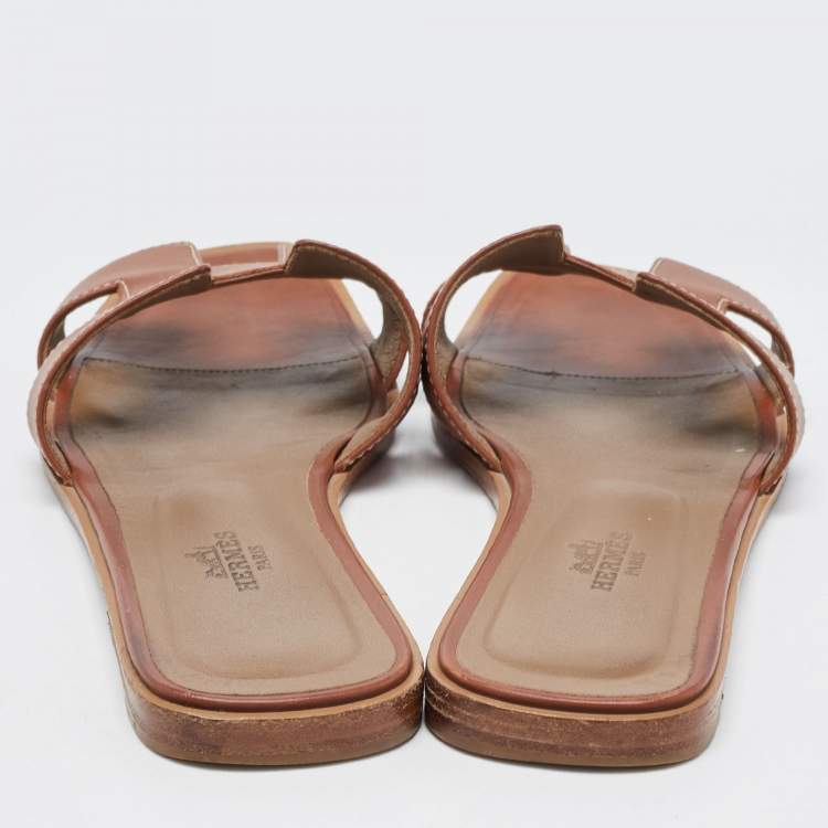Pre Owned Hermes Brown Leather Oran Flat Slides Size 37.5