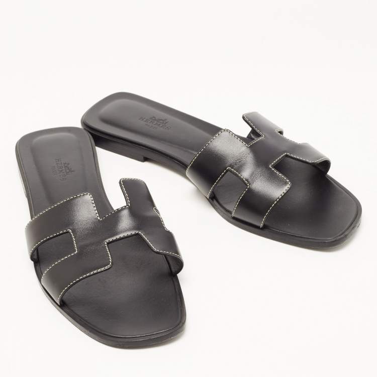 Pre Owned Hermes Black Leather Oran Flat Slides Size 40  