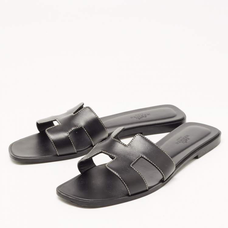 Pre Owned Hermes Black Leather Oran Flat Slides Size 40  