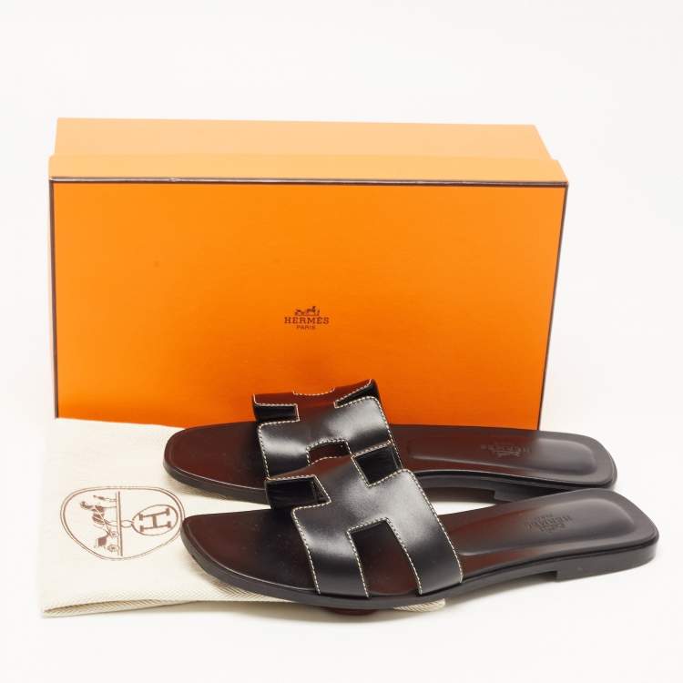 Pre Owned Hermes Black Leather Oran Flat Slides Size 40  