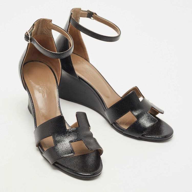 Pre Owned Hermes Black Patent Leather Legend Wedge Ankle Strap Sandals Size 37.5