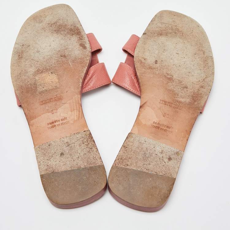 Pre Owned Hermes Peach Leather Oran Flat Slides Size 38 