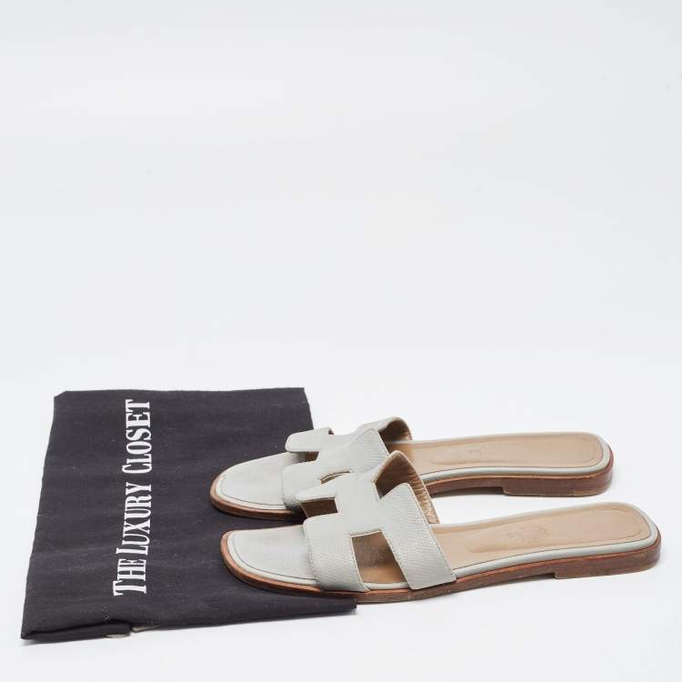 Pre Owned Hermes Grey Leather Oran Flat Slides Size 37.5