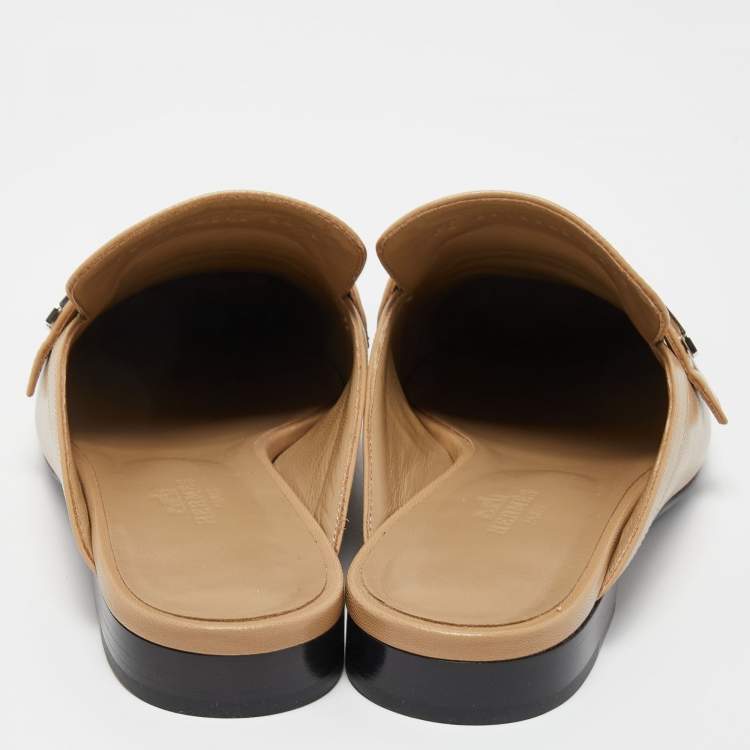 Pre Owned Hermes Beige Leather Groupie Mules Size 37