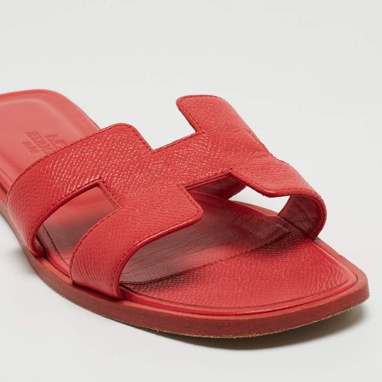 Pre Owned Hermes Red Leather Oran Flat Slides Size 35