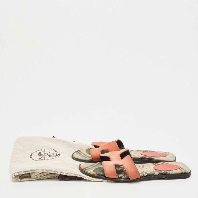 Pre Owned Hermes Pink Suede Oran Flat Slides Size 38